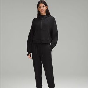 Black Lululemon Scuba